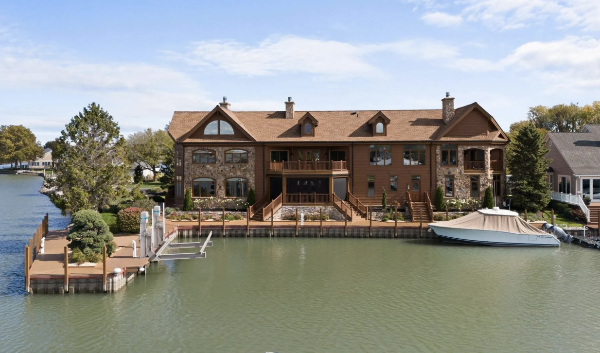 2888 N Coho Drive, Port Clinton, Ohio, 43452